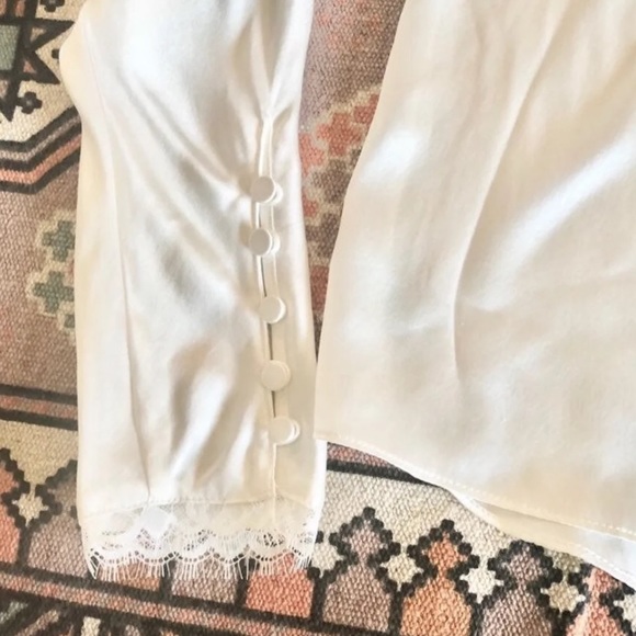 Frame Silk Lace Cuff Top - Picture 5 of 13